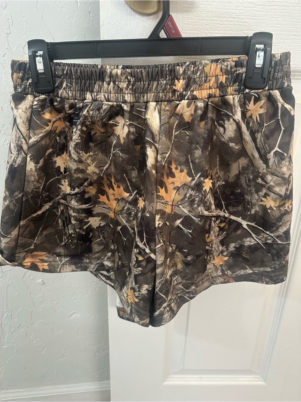 Brown Camo Elastic-Waist Athletic Shorts
